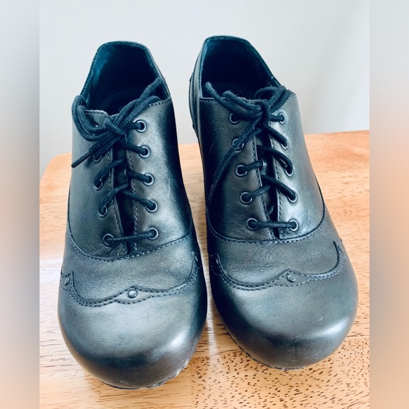 Dansko Heeled Bootie - Picture 3 of 13